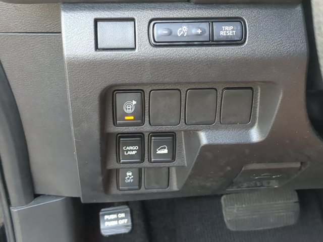 Used 2025 Nissan Frontier SV AWD/4WD image 21