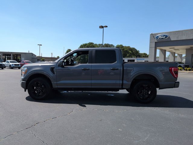 Certified 2022 Ford F150 XL w/ STX Black Appearance Package AWD/4WD image 7