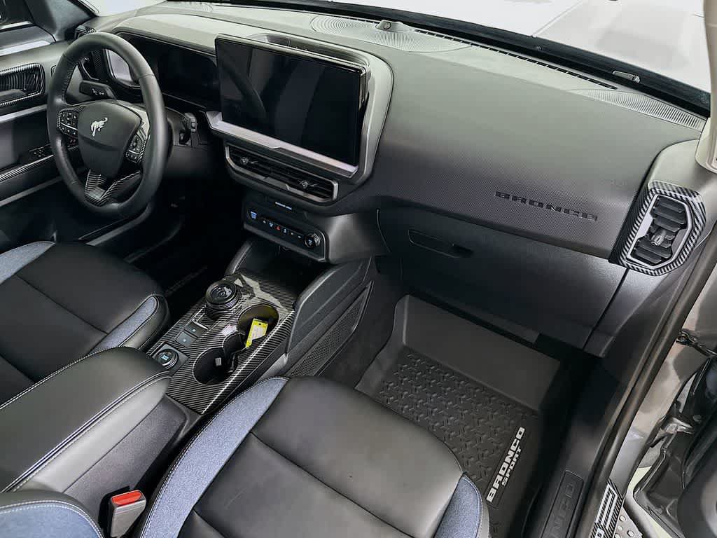 Certified 2025 Ford Bronco Sport Outer Banks w/ Outer Banks Tech Package+ AWD/4WD image 33