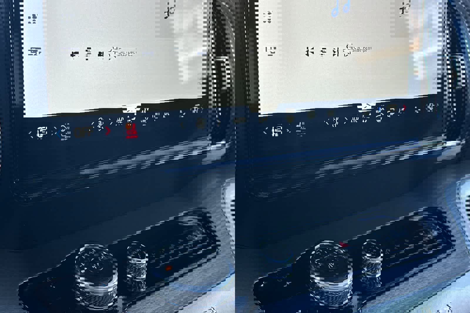 Certified 2025 Ford Expedition Platinum image 22