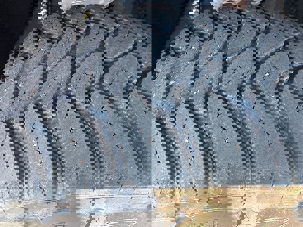 Used 2024 GMC Sierra 1500 AT4 w/ AT4 Premium Package image 28