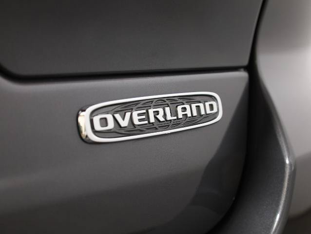 Used 2022 Jeep Grand Cherokee Overland w/ Advanced Protech Group III AWD/4WD image 35