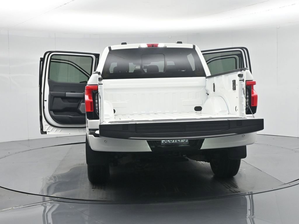 Certified 2022 Ford F150 Lightning Lariat image 40