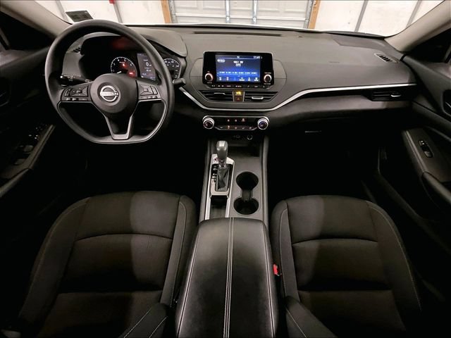 Used 2023 Nissan Altima 2.5 S FWD image 14