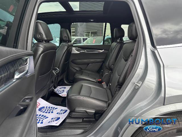 Used 2025 Cadillac XT6 Premium Luxury AWD/4WD image 26