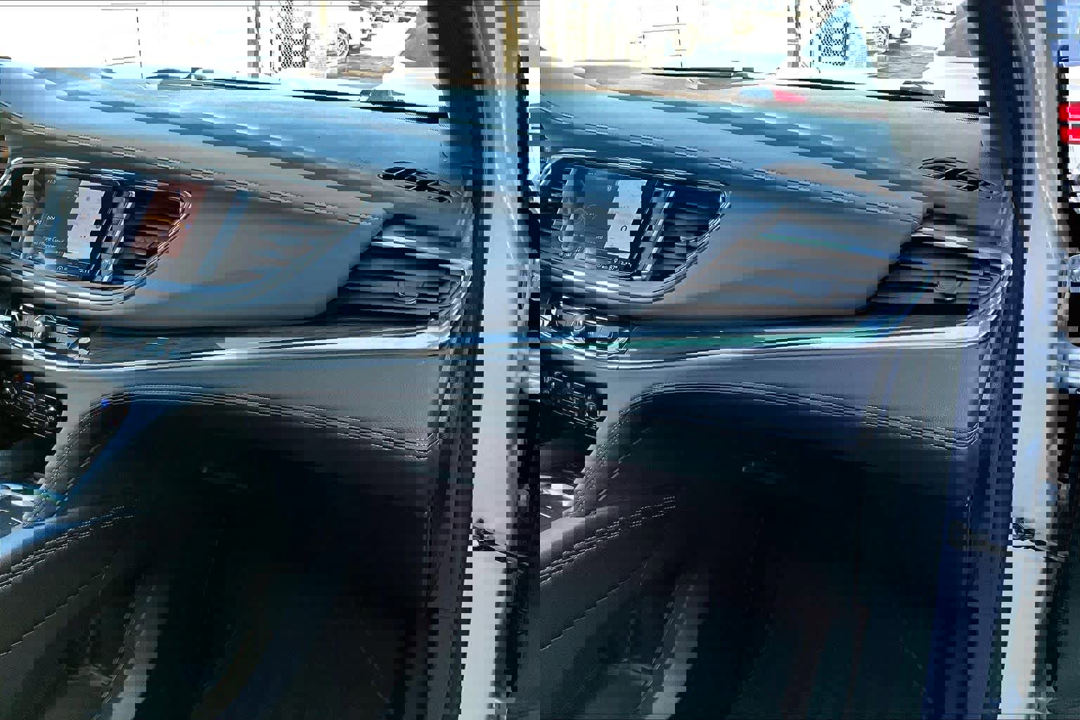 Used 2022 Buick Enclave Premium image 20