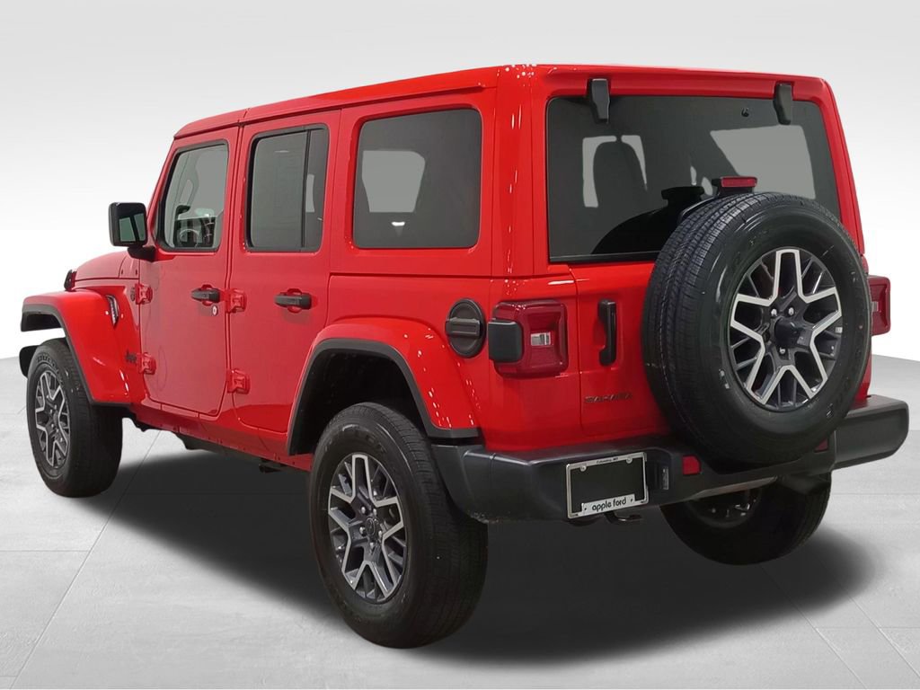 Used 2025 Jeep Wrangler Unlimited Sahara AWD/4WD image 6