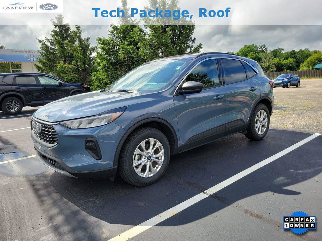 Certified 2023 Ford Escape Active w/ Tech Pack #1 AWD/4WD image 1