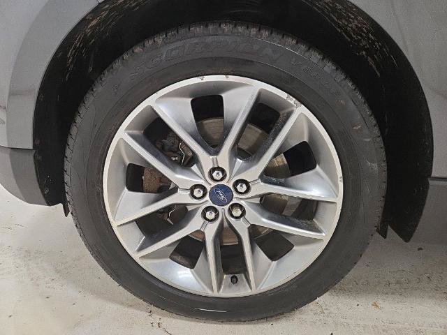 Certified 2018 Ford Edge Titanium w/ Class II Trailer Tow Package AWD/4WD image 34