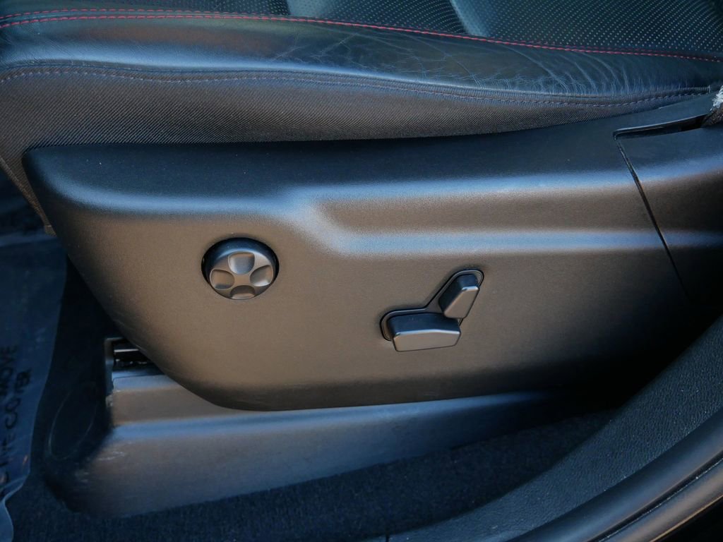 Used 2023 Dodge Durango GT image 17