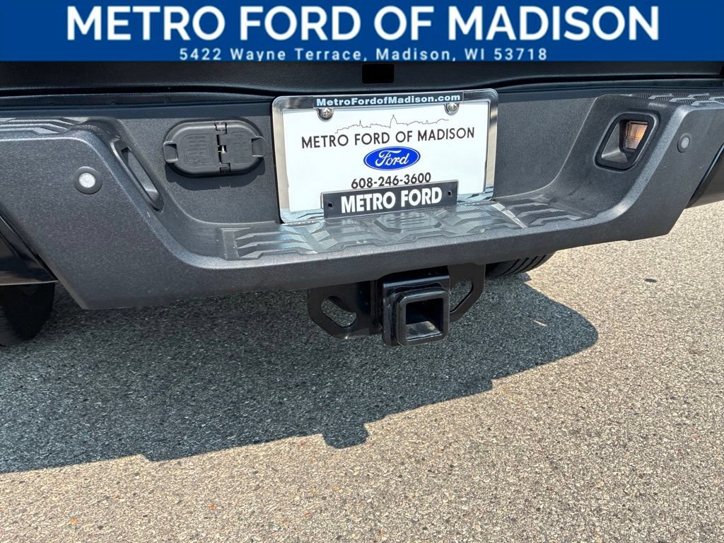 Used 2021 Toyota Tacoma Limited AWD/4WD image 10