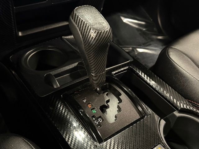 Used 2018 Toyota 4Runner TRD Off-Road Premium AWD/4WD image 33