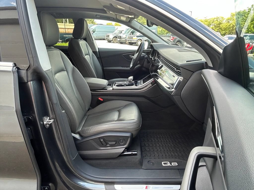 Used 2020 Audi Q8 Premium Plus AWD/4WD image 47