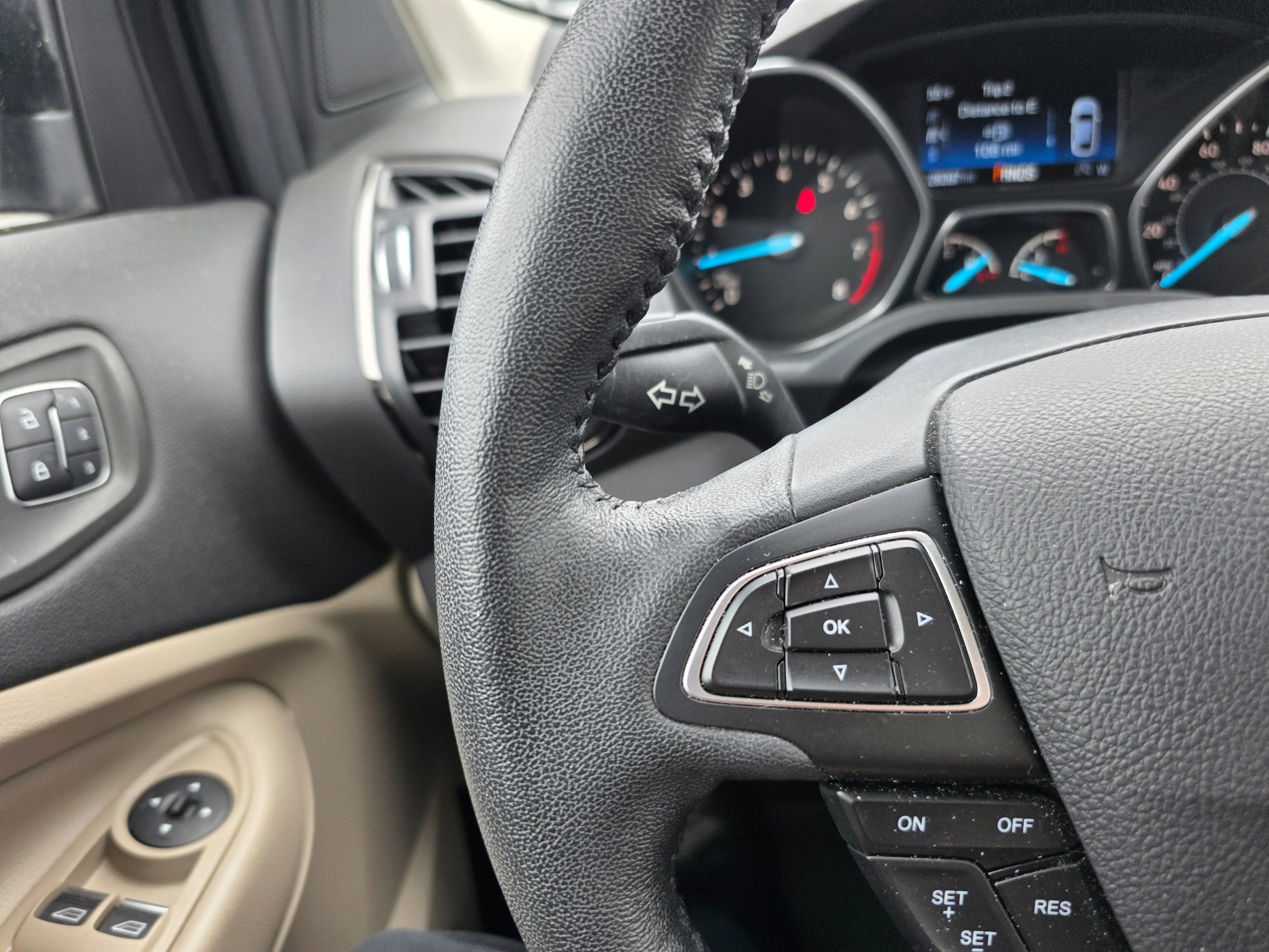Certified 2018 Ford Escape Titanium AWD/4WD image 15