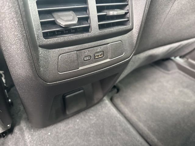 Used 2024 GMC Canyon Elevation w/ Convenience Package image 18