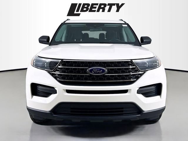 Certified 2022 Ford Explorer XLT w/ Class IV Trailer Tow Package image 8