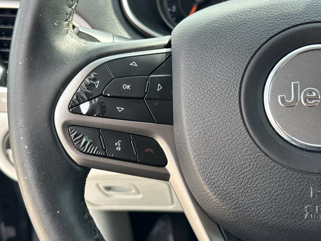 Used 2019 Jeep Cherokee Limited FWD image 15