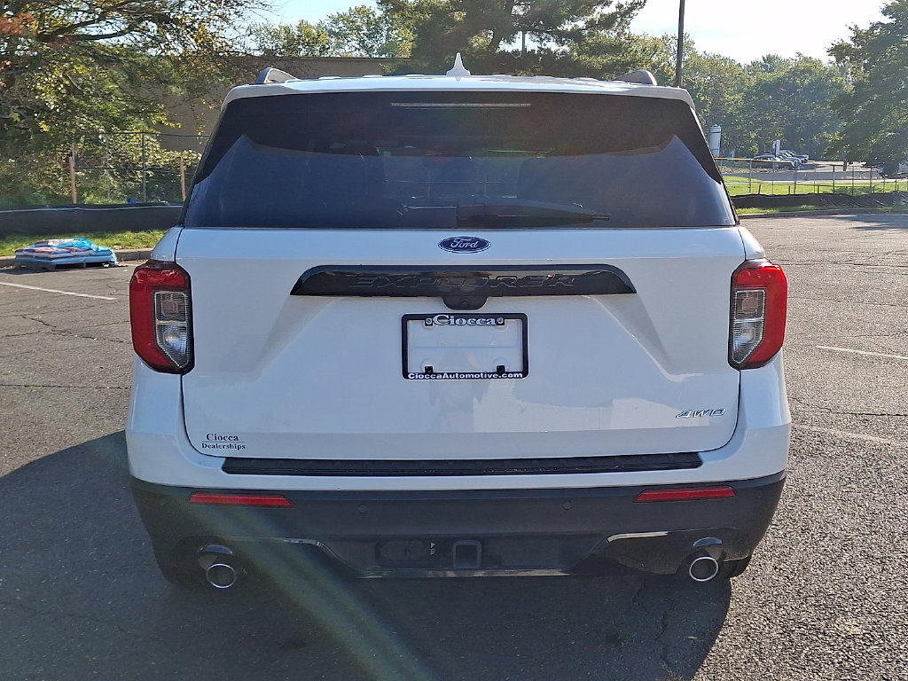 Certified 2024 Ford Explorer ST-Line w/ Class IV Trailer Tow Package AWD/4WD image 8