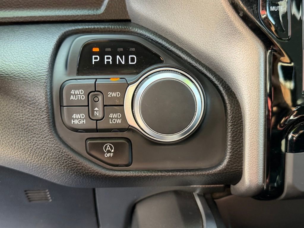 Used 2025 RAM 1500 Big Horn image 26