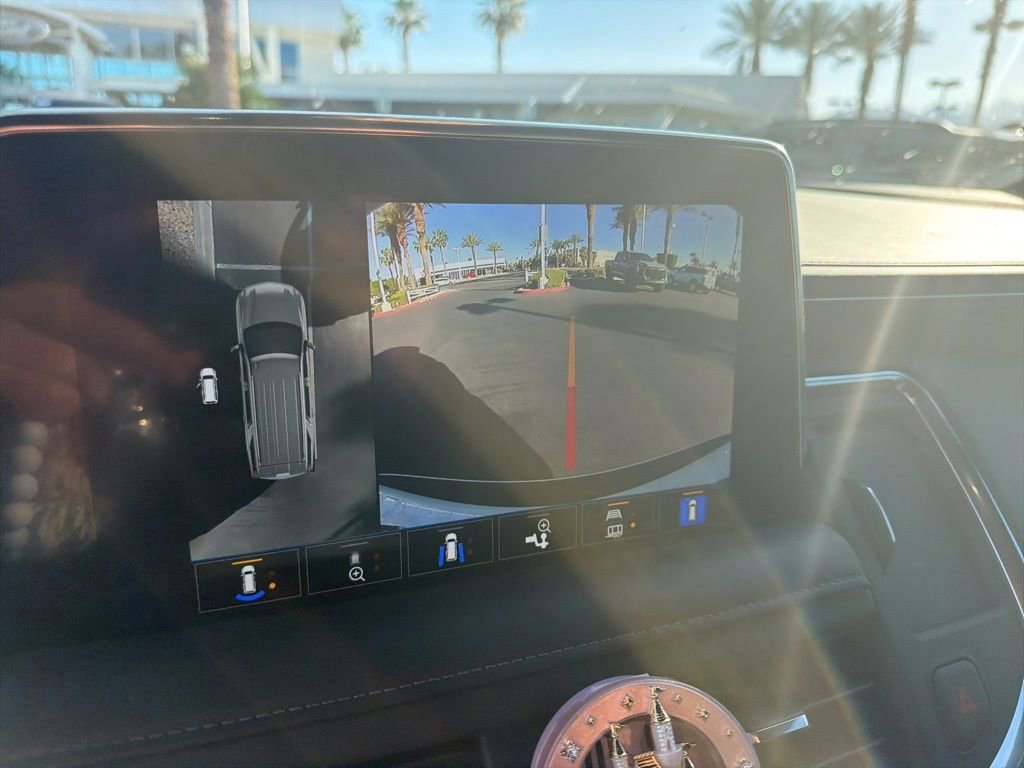 Used 2022 Chevrolet Tahoe Z71 w/ Z71 Off-Road Package image 7