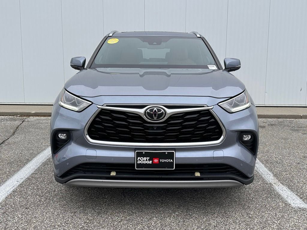 Used 2021 Toyota Highlander Platinum AWD/4WD image 10