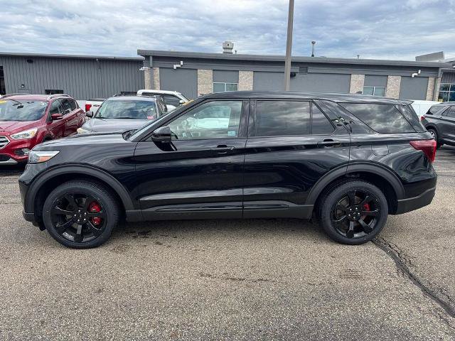 Certified 2022 Ford Explorer ST w/ Equipment Group 401A AWD/4WD image 3