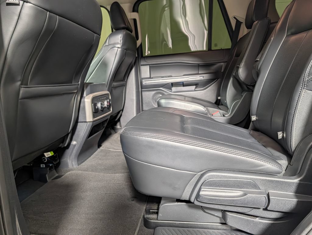 Certified 2023 Ford Expedition XLT AWD/4WD image 12