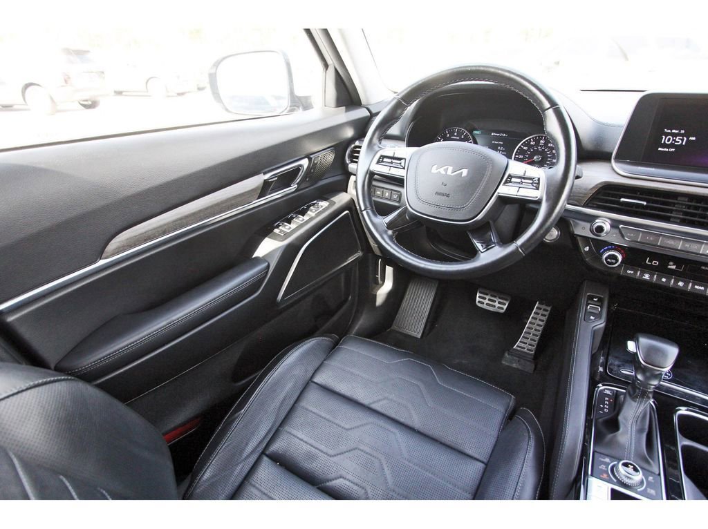 Used 2022 Kia Telluride SX w/ SX Prestige Package image 12