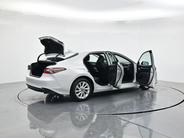 Used 2024 Toyota Camry LE w/ Convenience Package image 45