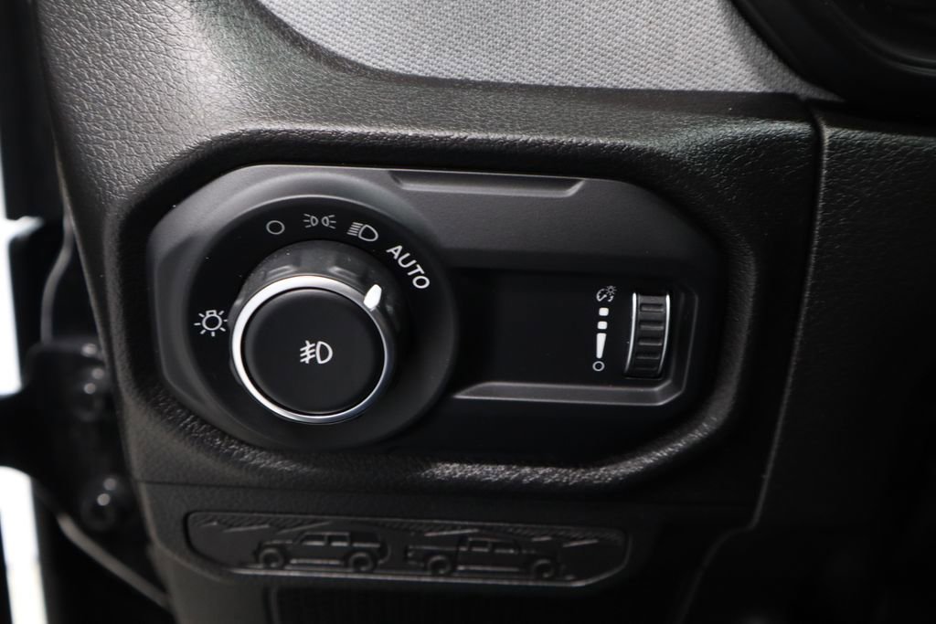 Used 2024 Jeep Wrangler Sport S image 27