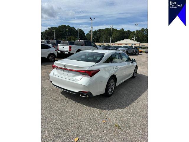 Used 2019 Toyota Avalon XLE w/ Moonroof Package FWD image 3