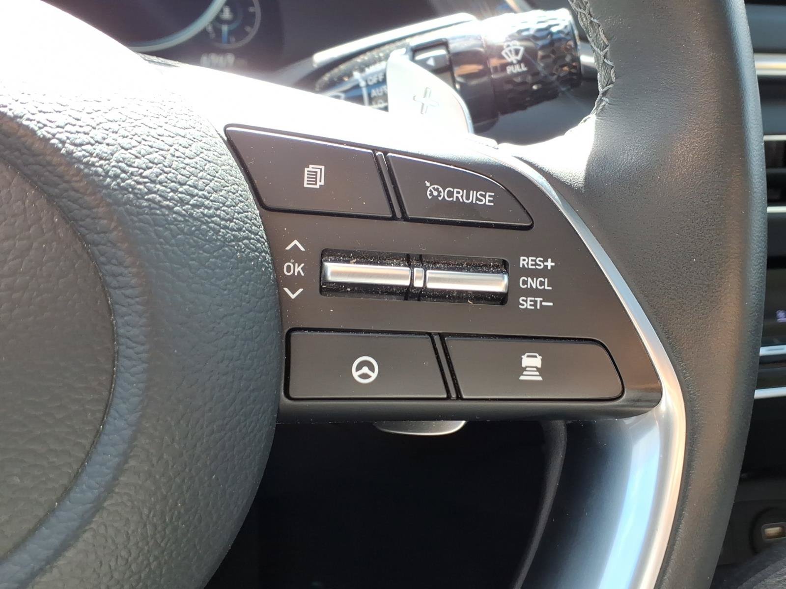 Used 2022 Hyundai Sonata Limited w/ Cargo Package FWD image 16