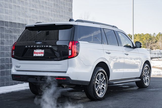 Certified 2025 Ford Expedition Active image 6