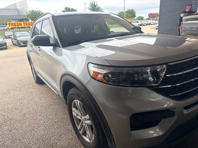 Certified 2023 Ford Explorer XLT RWD image 6