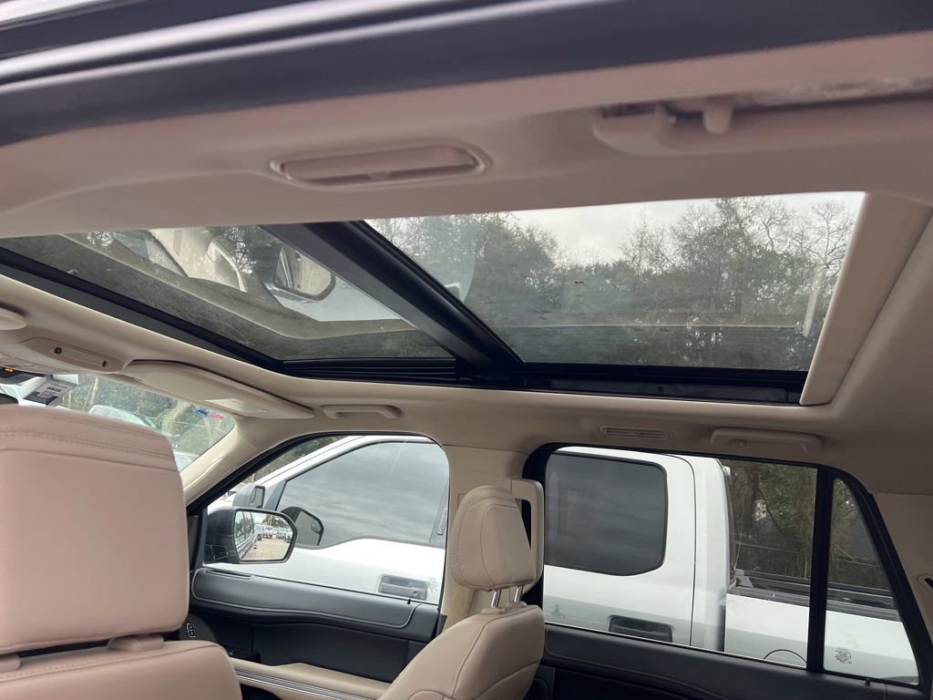 Certified 2024 Ford Expedition Max Limited image 30