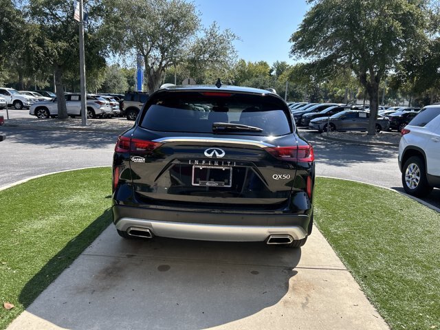 Used 2021 INFINITI QX50 Essential w/ Cargo Package FWD image 4