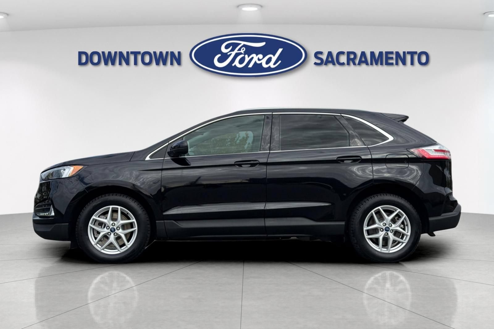 Certified 2022 Ford Edge SEL w/ Convenience Package AWD/4WD image 7