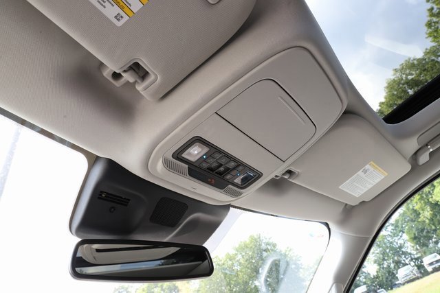 Certified 2025 Ford Expedition Platinum w/ Driver's Package image 11