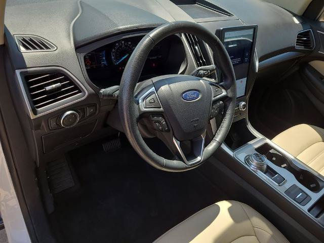 Certified 2024 Ford Edge SEL AWD/4WD image 22