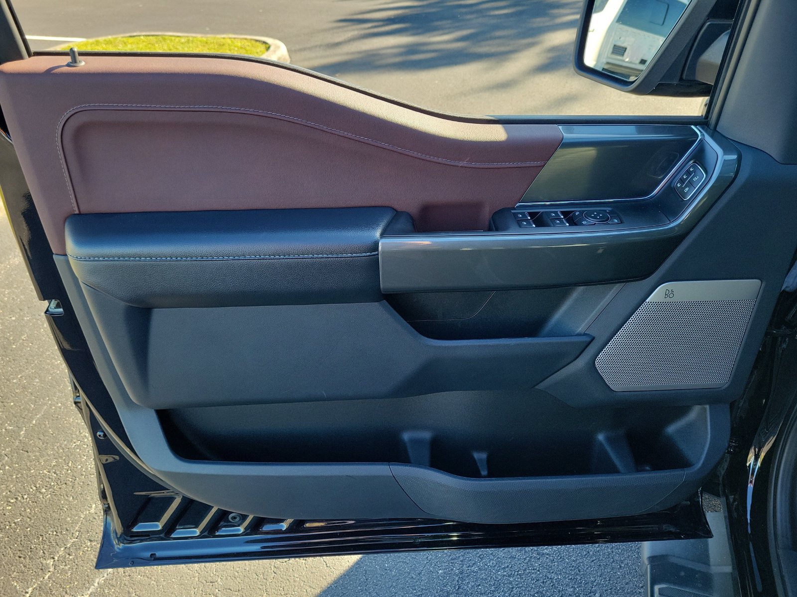 Certified 2022 Ford F150 Lariat AWD/4WD image 14