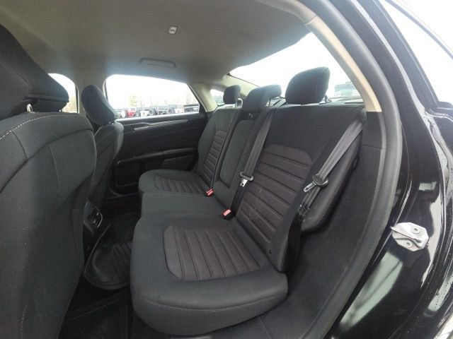 Certified 2020 Ford Fusion SE image 15