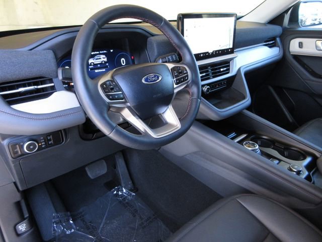 Certified 2025 Ford Explorer Active w/ Active Comfort Package image 13