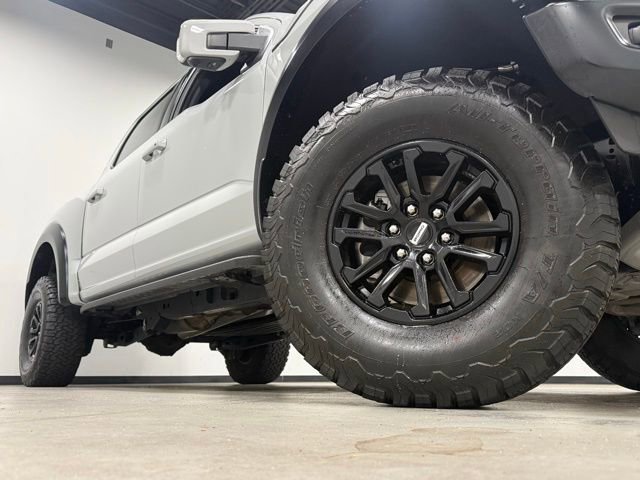 Certified 2024 Ford F150 Raptor AWD/4WD image 3