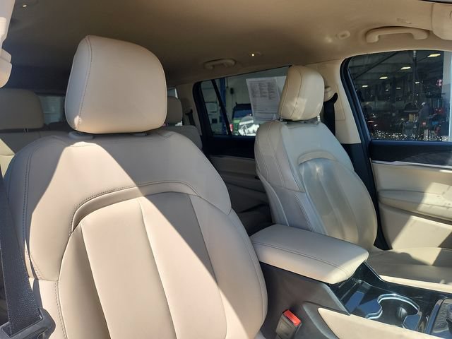 Used 2021 Jeep Grand Cherokee L Limited w/ MOPAR Finishing Package AWD/4WD image 34