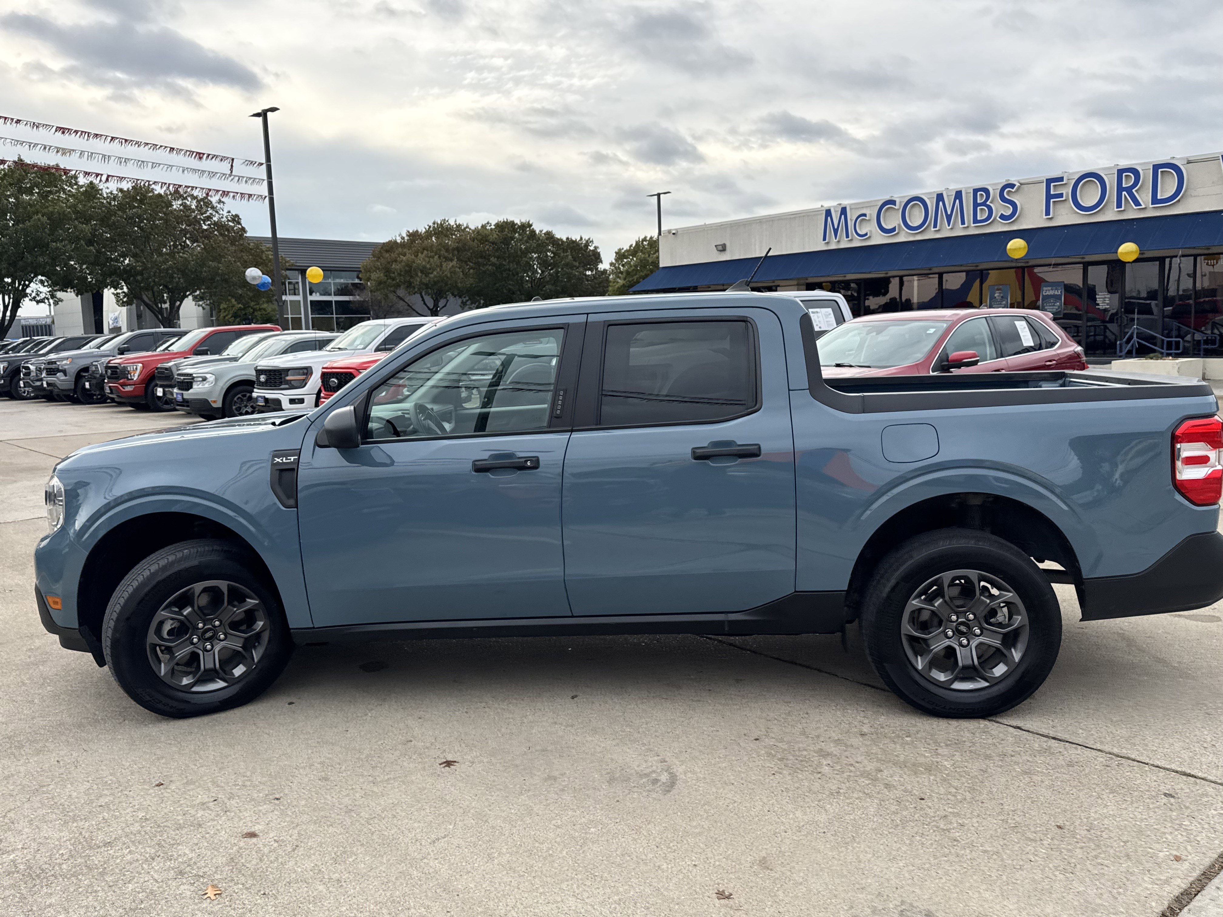 Certified 2023 Ford Maverick XLT image 11