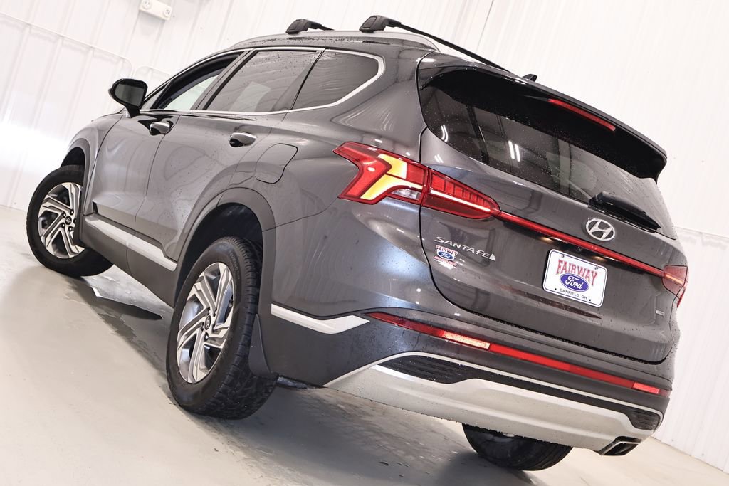 Used 2022 Hyundai Santa Fe SEL w/ Convenience + Premium Package AWD/4WD image 4