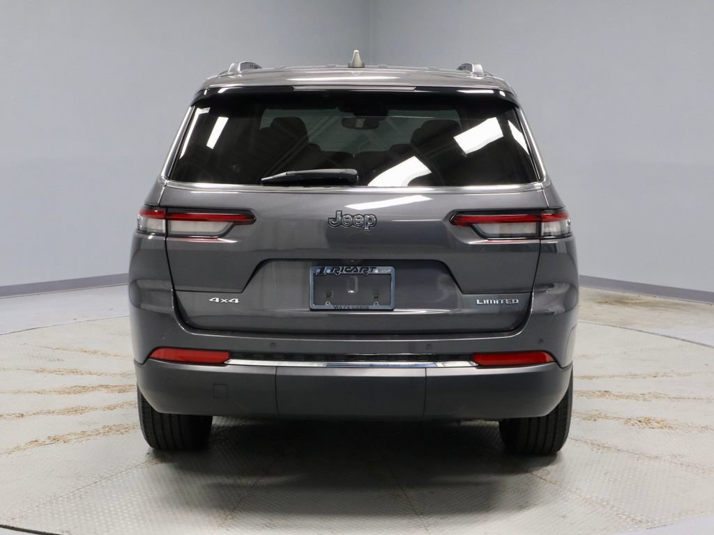 Used 2023 Jeep Grand Cherokee L Limited w/ Trailer Tow Group (B) AWD/4WD image 12