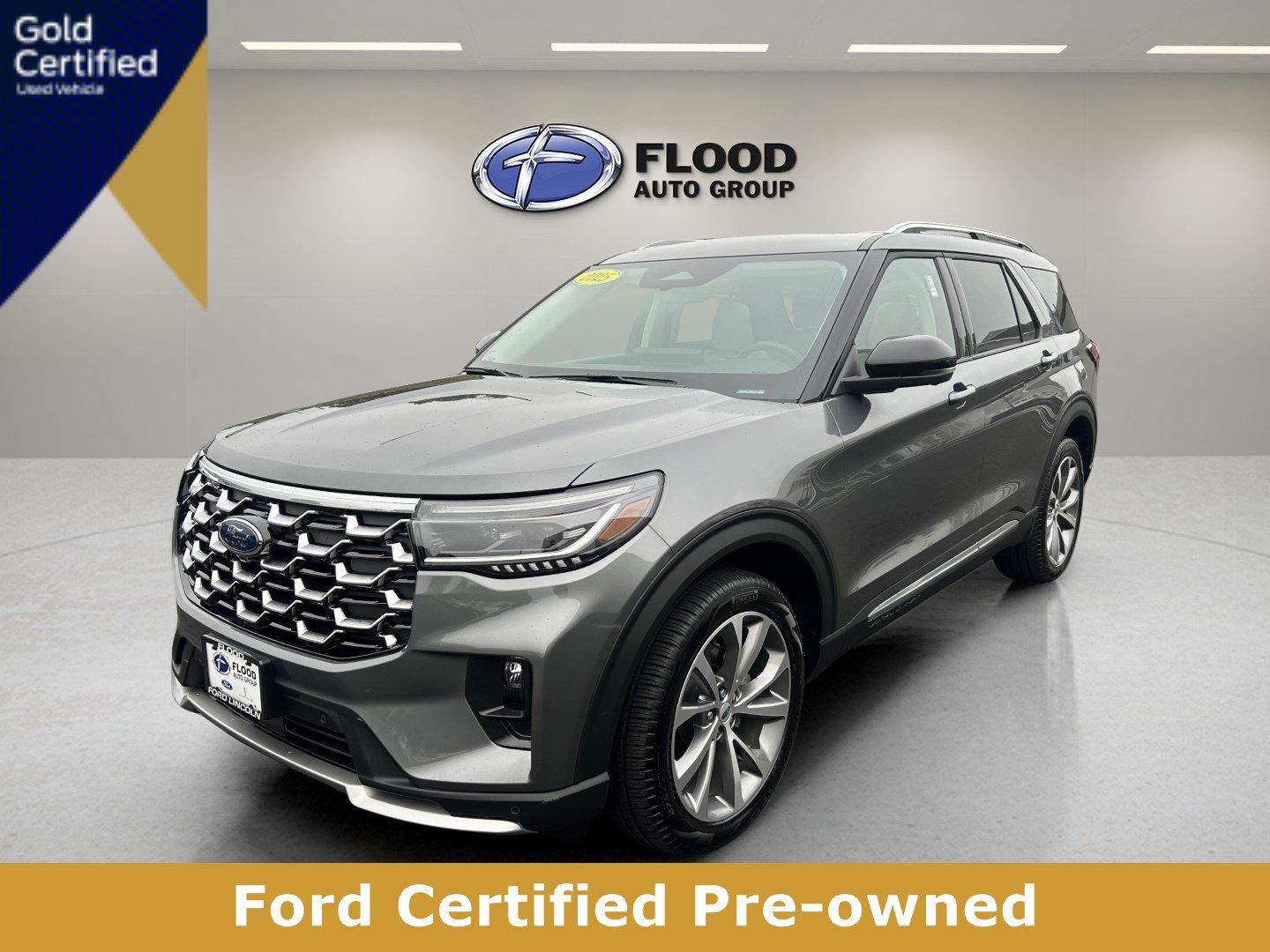 Certified 2025 Ford Explorer Platinum w/ Ultimate Package AWD/4WD image 3