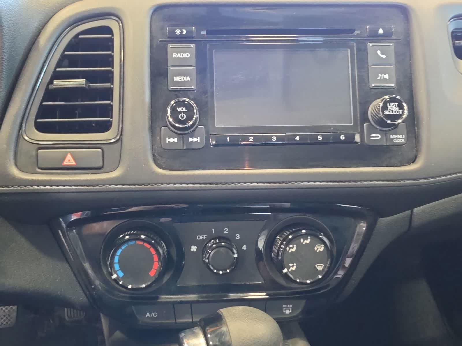 Used 2022 Honda HR-V LX image 23