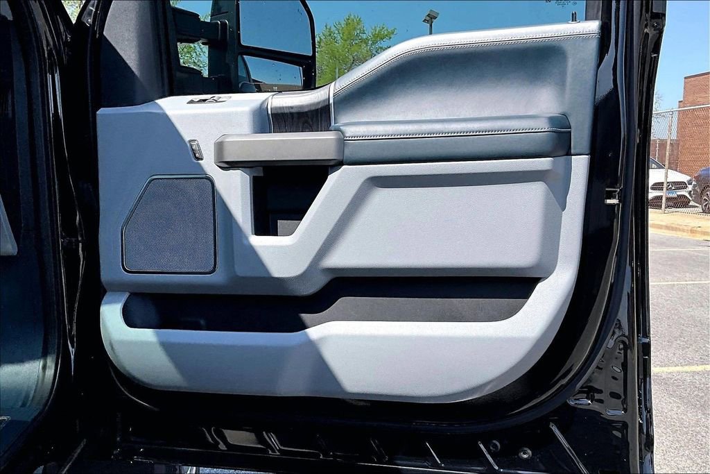 Certified 2022 Ford F450 Limited AWD/4WD image 23